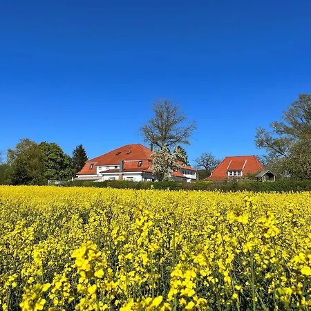 Landidyll Elmenhorst 03 * Kalkhorst